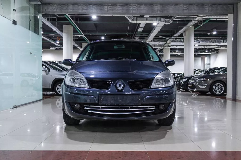 Купить Megane с пробегом